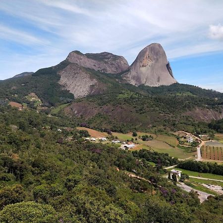 Suite Charmosa Em Pedra Azul Pedra Azul  Dış mekan fotoğraf